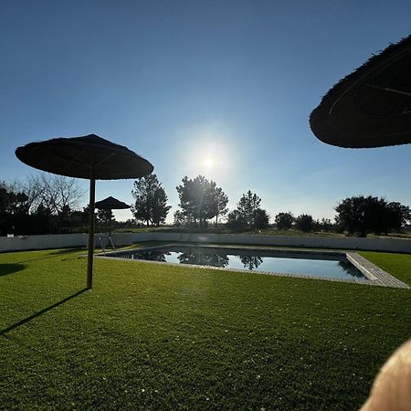 Na Quinta- Alojamento Rural Com Piscina De Agua Salgada Poceirao Dış mekan fotoğraf